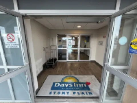 Days Inn by Wyndham Stony Plain Hotels in Stony Plain