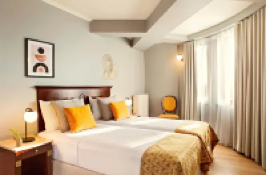 布加勒斯特Zeus Essence威尼斯