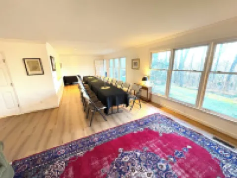 11 Bdrm ~🏠🏡1 Story- 35ppl! 2 HOUSES RETREATS, FIRETABLE🔥Lkt Mtn 6acre