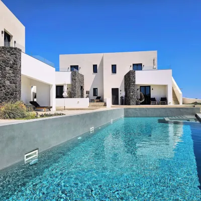 MyLithos Suites Hotels in der Nähe von Strand Monolithos