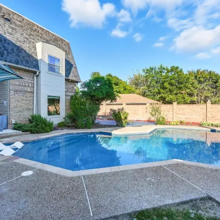 7BR 5BA w Pool, Hot Tub, Sport Court & Game Room