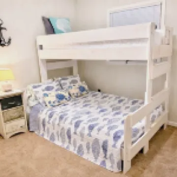 Premiere Location! Canal Front, Dock, Easy Beach & Pier Access