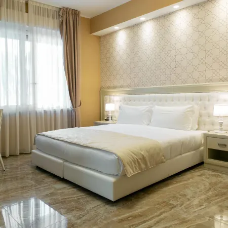Aurum Suites