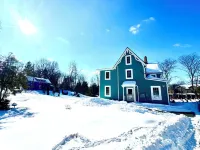 Thoughtfully Restored Victorian-Walk to Main st and Train Hotels in Beacon