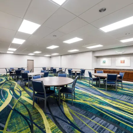 Country Inn & Suites by Radisson, Virginia Beach (Oceanfront), VA Отели рядом с достопримечательностью «Кроатан-Бич»