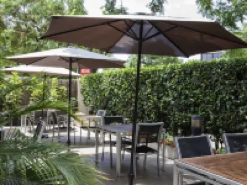 Ibis Barcelona Cornella โรงแรมใน