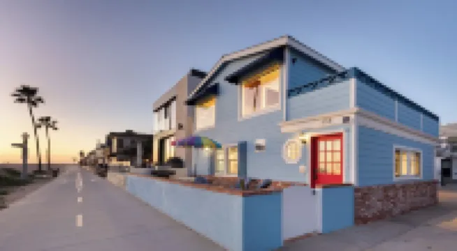 Oceanfront Atelier by Avantstay Beachfront Balboa Peninsula Escape