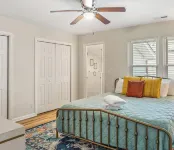 Pet-Friendly Bungalow Near Parris Island, Downtown Waterfront & Parks
