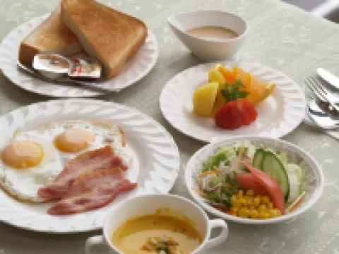 ホテルグランヒルつたや 三沢のホテル