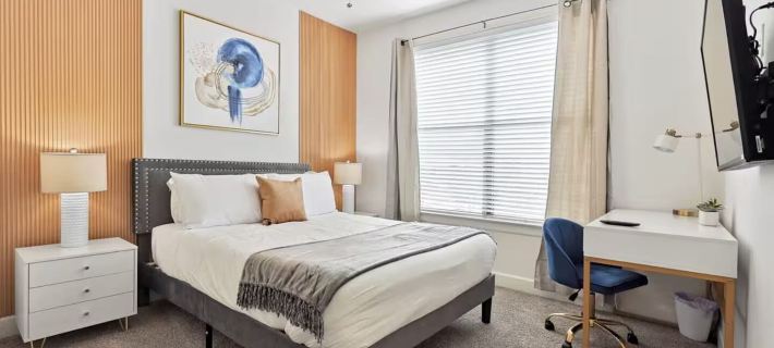 Chic and Stylish 2B near Legacy West Hotels in Frisco