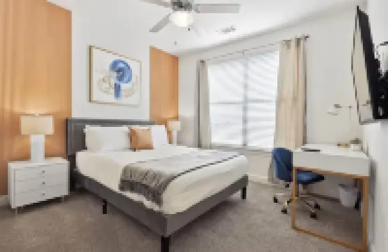 Chic and Stylish 2B near Legacy West