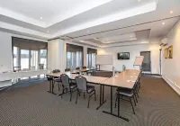 Comfort Inn & Apartments Northgate Airport - Airport Shuttle