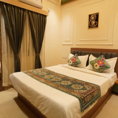 The Grand Sarayu Hotels near ميسور بالاس