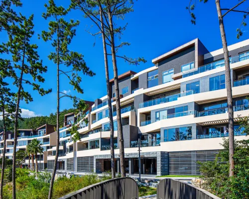Haeundae Beach Restmons Hotels near 해파랑길 3코스 시작점(대변항)