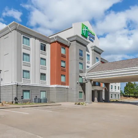 Holiday Inn Express & Suites MORRILTON by IHG