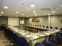โรงแรมเมอร์เคียว เปริเกอ ซองทร์