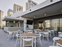 WorldHotels Guadalajara Zona Andares Отели рядом с достопримечательностью «Культурный и конгресс-центр PALCCO»