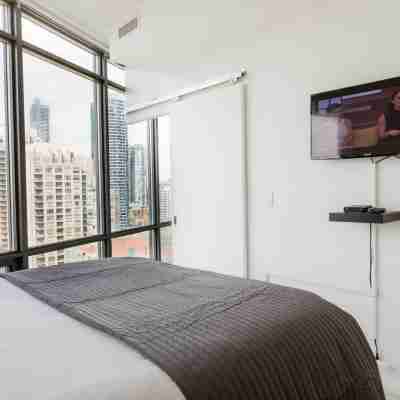 Peaceful Hospital Stay Suite Near SickKids & Uhn with Free Parking Others