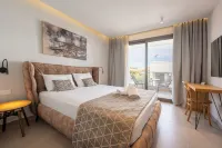 Elegant Maltepe Accommodation - balcony