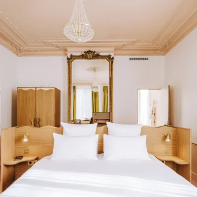Le Charmant Hôtel Hotels near Alstom ITC