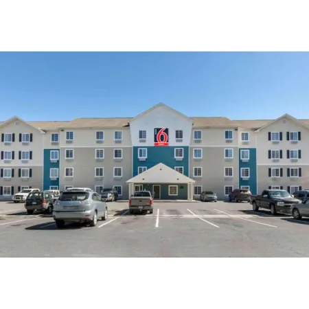 Studio 6 Extended Stay Shreveport Airport LA