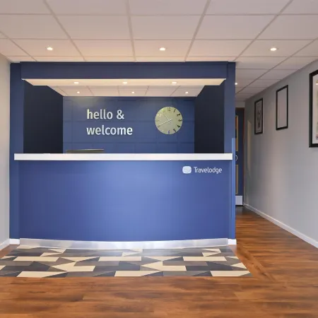 Travelodge Wakefield Woolley Edge M1 Northbound