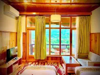 Tenzinling Resort Hotels in 