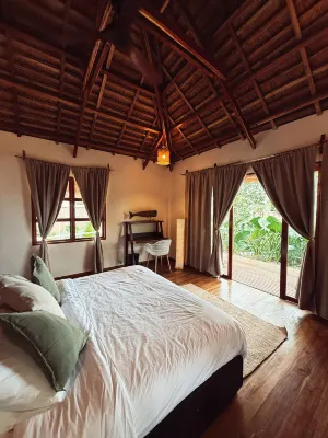 Baia beachfront boutique lodge