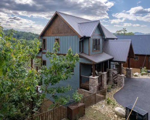 New Lux 4 King Suites | GameRm | Hot Tub | Views Hotels in Sevier County