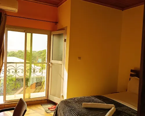 Le Paquebot Hôtel Restaurant Kribi Hotels in Ocean