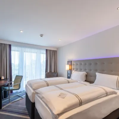 Premier Inn München City Schwabing Hotel Отели рядом с достопримечательностью «Станция метро Freimann»