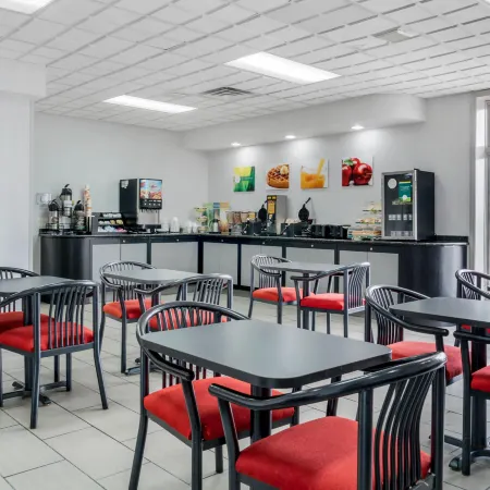 Quality Inn & Suites Banquet Center