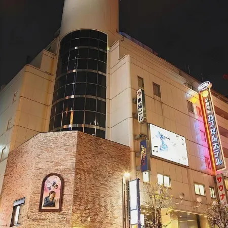 Shinjuku Kuyakusho-Mae Capsule Hotel Отели рядом с достопримечательностью «Спа-комплекс Ruby Palace»