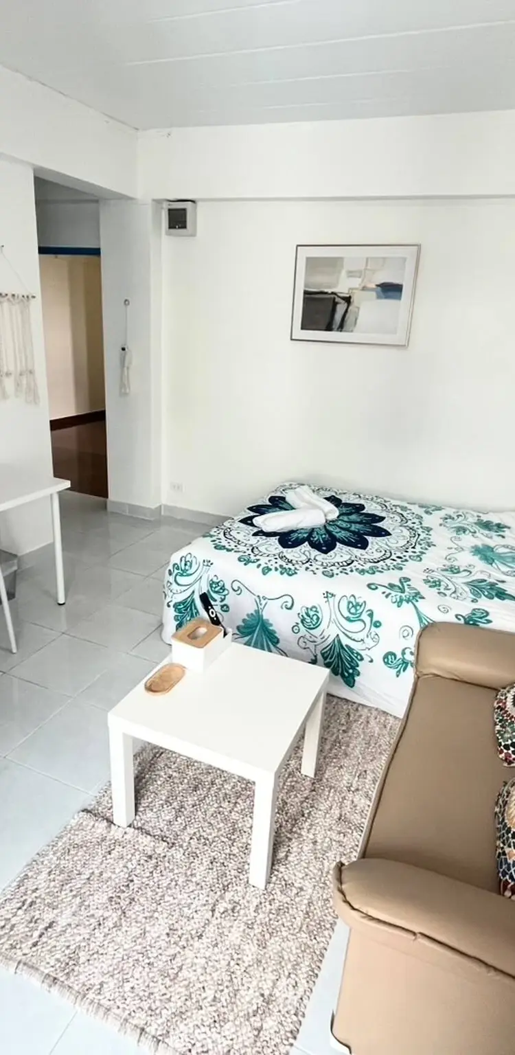 รูปภาพของ401 Budget Room Utilities WiFi Balcony in Ratchada