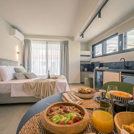 Luaz Suites Volos Center
