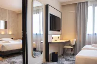 Brit Hotel Avignon Sud le Calendal