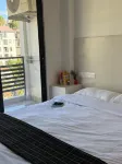 Cornerstone Suites - 2 estrellas