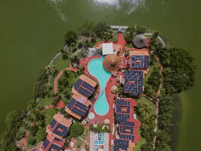 Nílu Cancún Zona Hotelera by Selina Hôtels à proximité de : Stade Toro Valenzuela