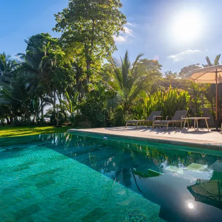 Villa Assinie Beachfront Home With Direct Ocean Access