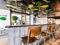 Ibis Styles la Rochelle Thalasso Châtelaillon - bar