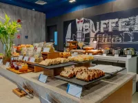 Ibis Budget Santos Gonzaga - breakfast