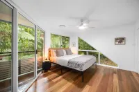 Serene Mount Coolum Escape Near the Beach - 3-Star