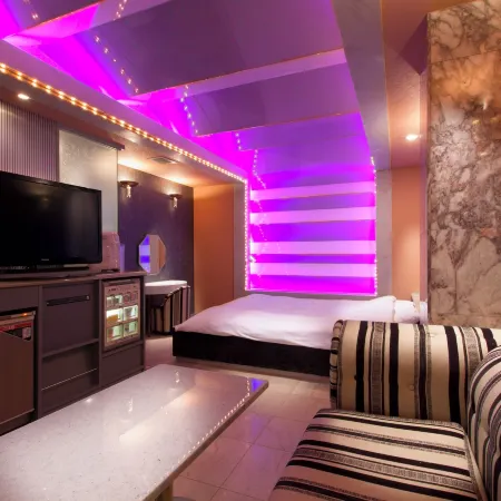 Hotel G7 - Adults Only