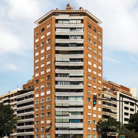 Limehome Valencia Gran Via del Marques
