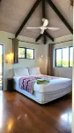 Aroa Kainga Bungalows - balcony