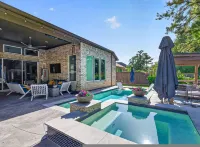 The Pineapple Oasis Pool And Spa Retreat - Homestays