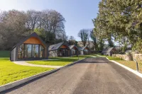 Narrow Water Lodges - 2-Star
