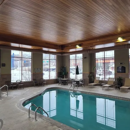 Canal Park Lodge