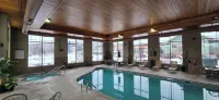 Canal Park Lodge - balcony