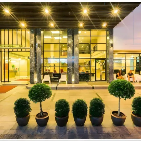 Sea Me Spring Tree Hotel